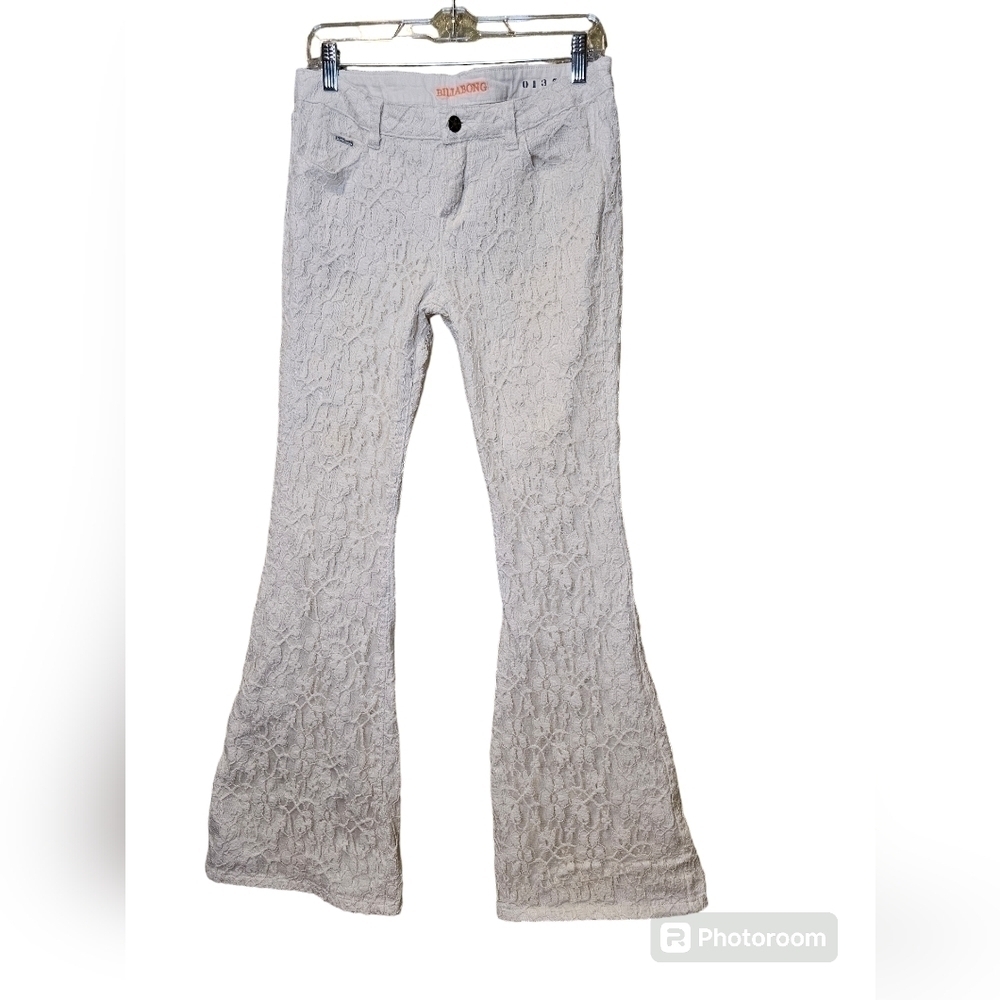 Billabong lace bell bottom jeans. Size 9. Cottagecore,lace,